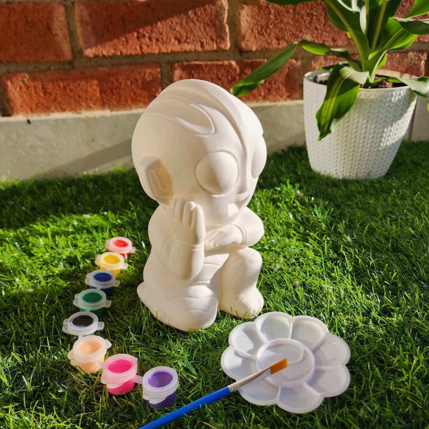 DIY Painting Kit - Paint Your Own Piggy Bank Coin Box Gift Set
