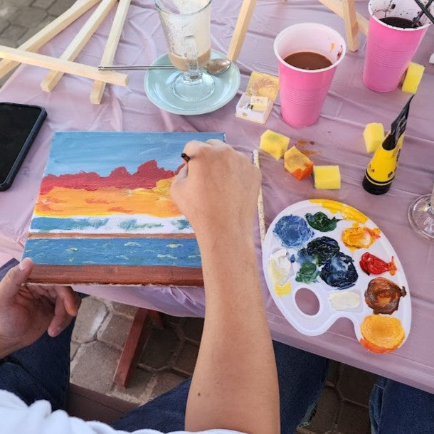 10 Well Plastic Paint Palette