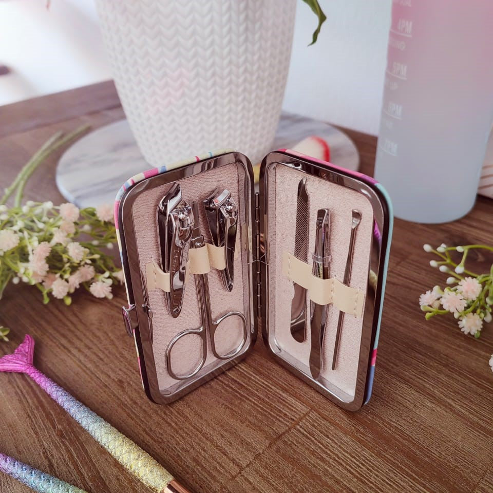 Mini Manicure Kit